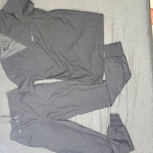 Fig grey set scrubs xxs jogger bottom. V neck top pewter